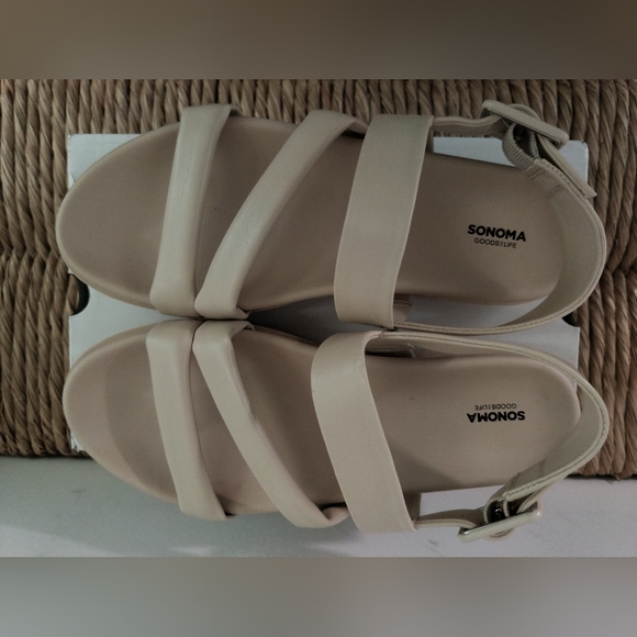 [3x$20 Shoe Sale] Ivory Straps Sandals / Size 8.5 / NWT - Picture 2 of 5